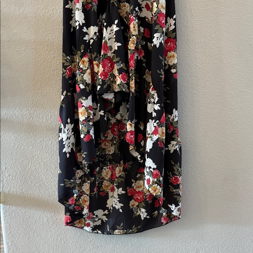 NWT Gorgeous Floral Black Maxi Dress Open Back Women Medium Lace Detail - Picture 4 of 17